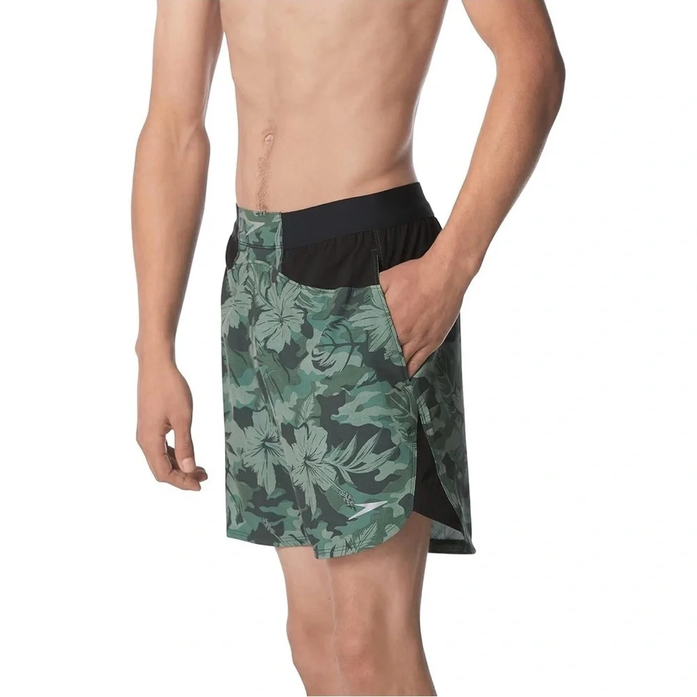 Speedo Men's Green Floral Board Shorts